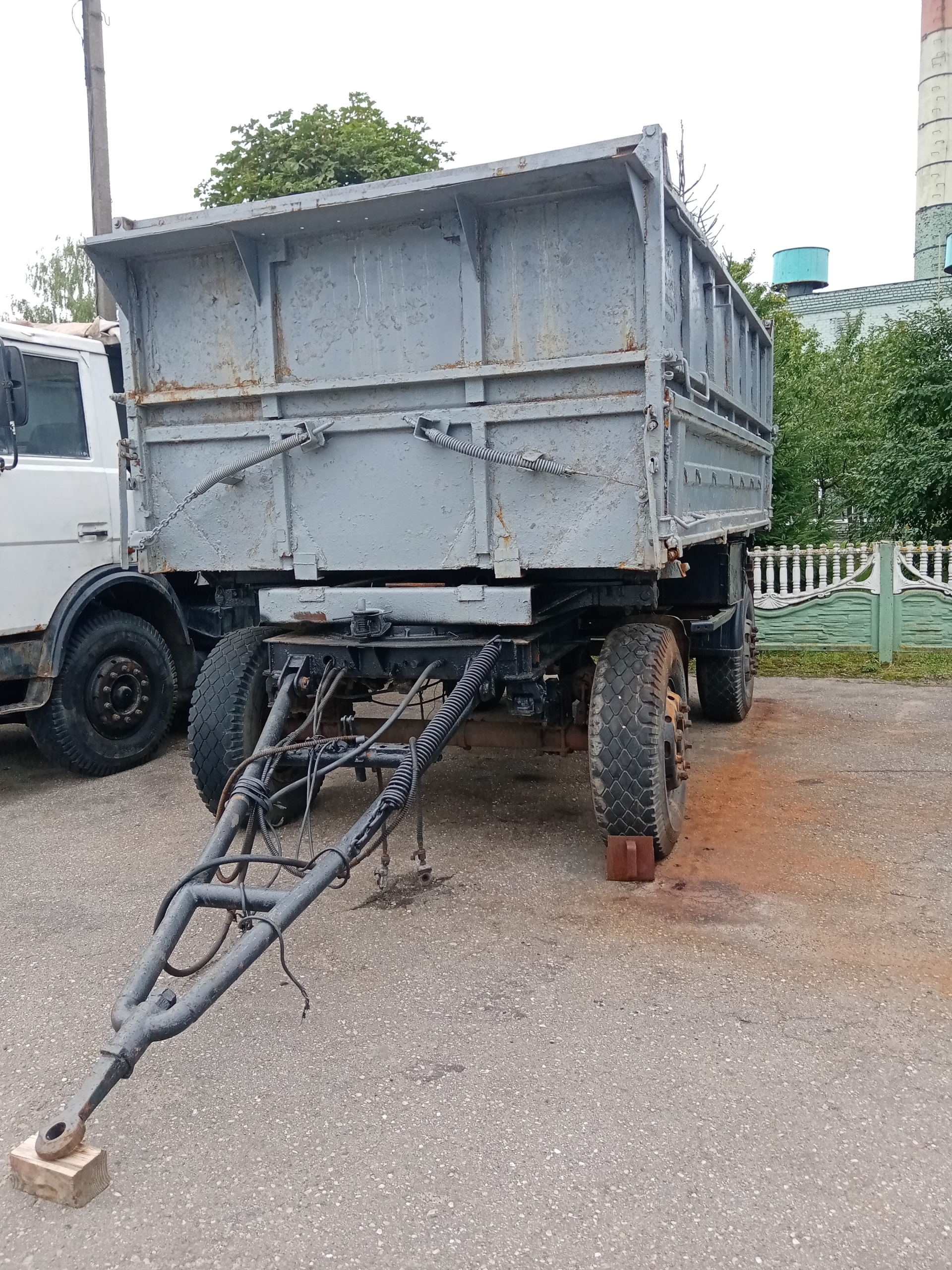 Прицеп МАЗ 857100