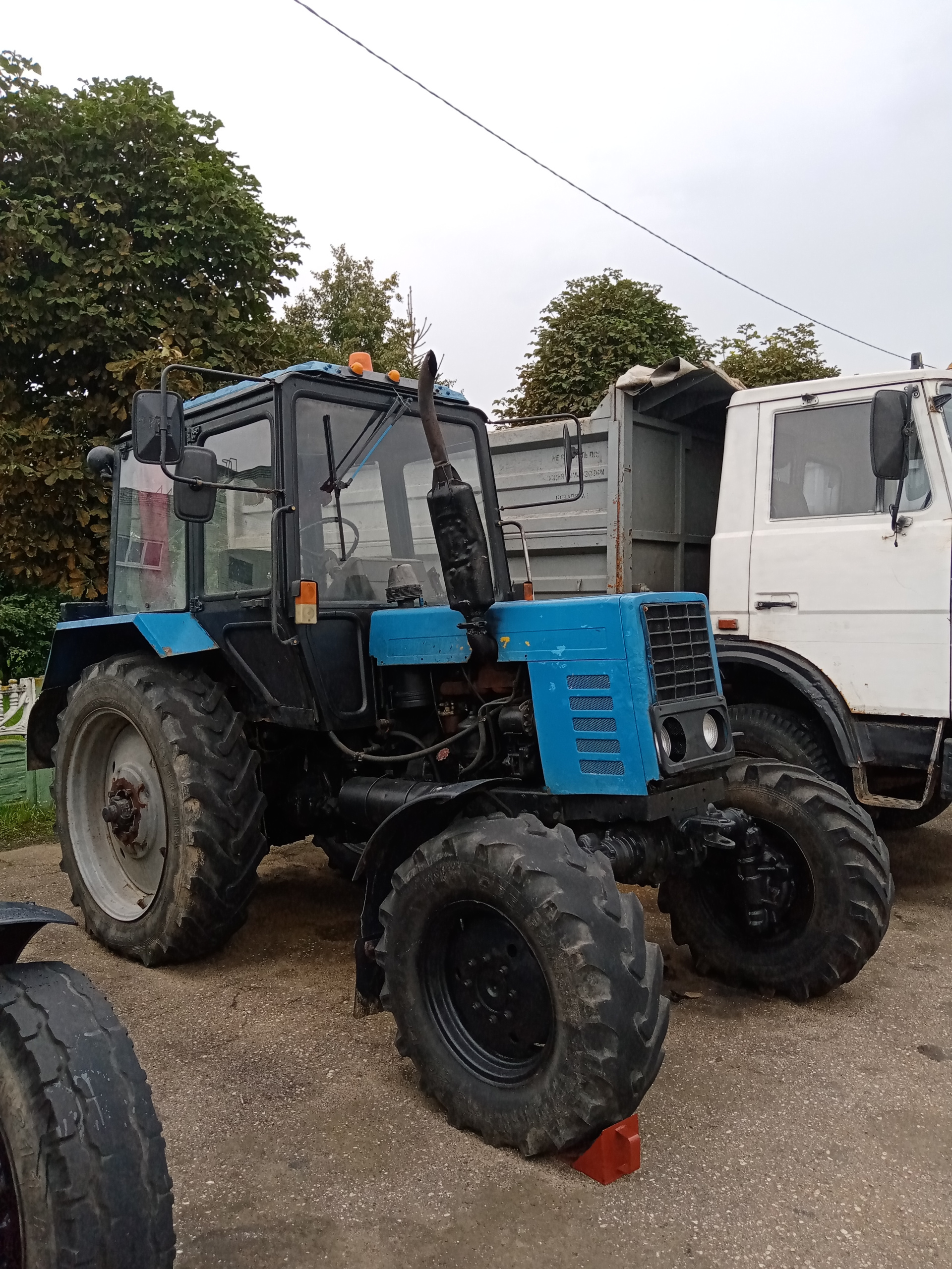 Трактор МТЗ 892